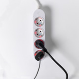 Shelly Power Strip Gen4, Multiprise Blanc, 4 prises, Wi-Fi, Bluetooth, Zigbee