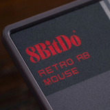 8BitDo 8BitDo Retro R8 Mouse N Edition, Souris gaming Gris/Rouge