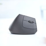 Logitech MX souris ergonomique vertical Noir/Argent, 400 - 4000 dpi, Unifying, Bluetooth, USB