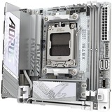 GIGABYTE X870I AORUS PRO ICE carte mère socket AM5 Blanc, RAID, 2,5Gb-LAN, WLAN, BT, Sound, Mini-ITX