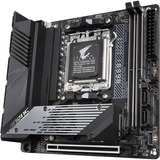 GIGABYTE B650I AORUS ULTRA, Socket AM5 carte mère Noir/Argent, RAID, 2.5 Gb-LAN, Wi-Fi 6E, BT 5.2, Sound, Mini-ITX