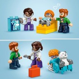 LEGO DUPLO City - Aller chez le médecin pour la première fois, Jouets de construction 10449
