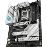 ASUS ROG STRIX B650-A GAMING WiFi carte mère socket AM5 Argent, RAID, 2.5 Gb-LAN, Wi-Fi 6E, BT, Sound, ATX